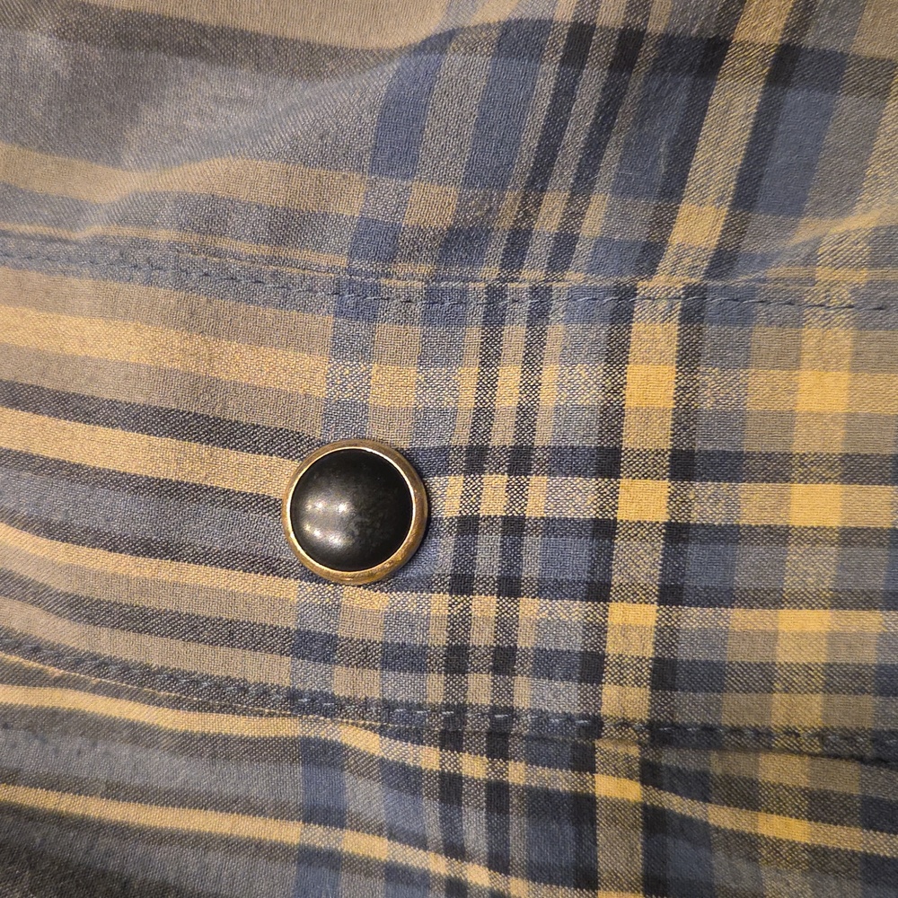 Flylow Mens Snap Front Plaid Short Sleeve Shirt - Picture 4 of 5